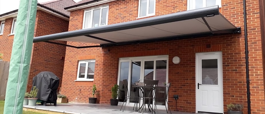 Salisbury Awning Open