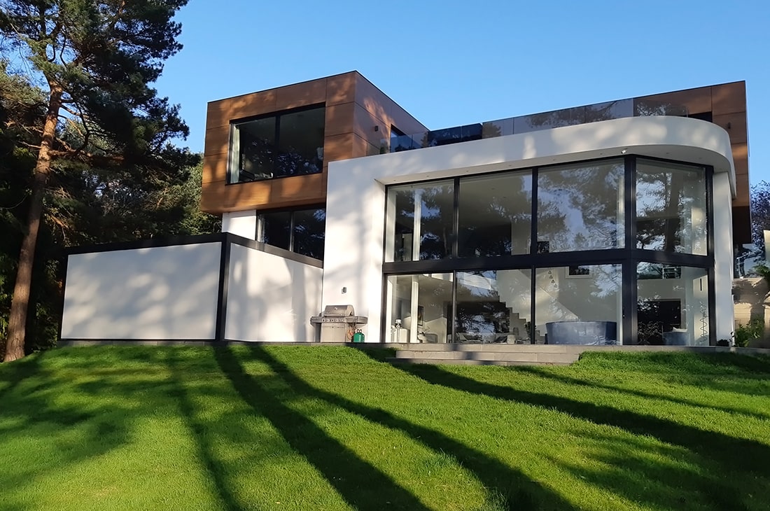 Canford Cliffs Pergola Outside Closed Screen