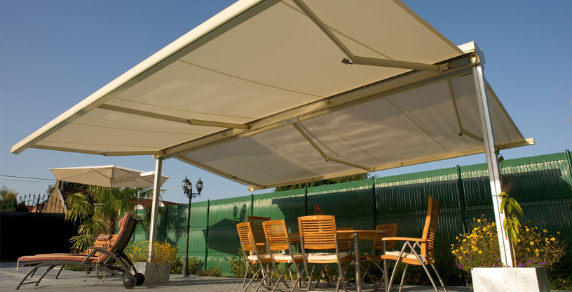 retractable garden awnings 