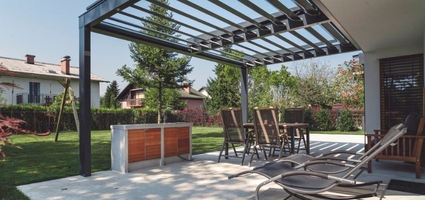 An aluminium pergola in Dorset