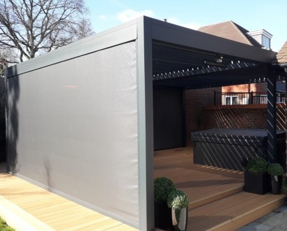 b200-terrace-cover-structure-with-roller-screens-min