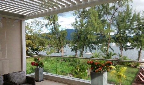 Brustor terrace cover