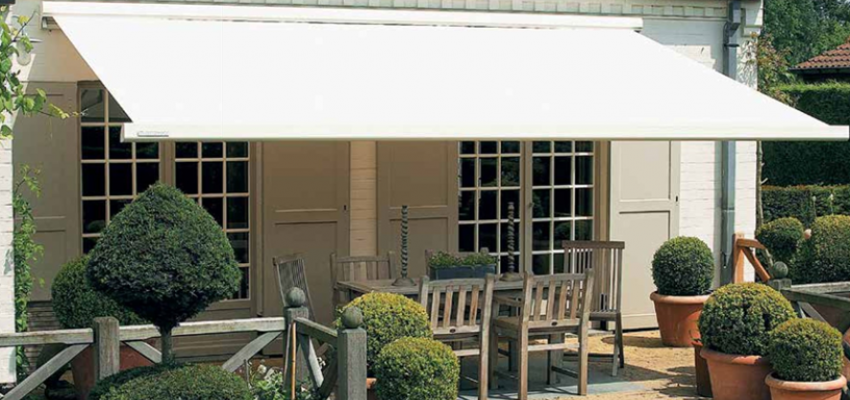 broadview_retractable_garden_awning